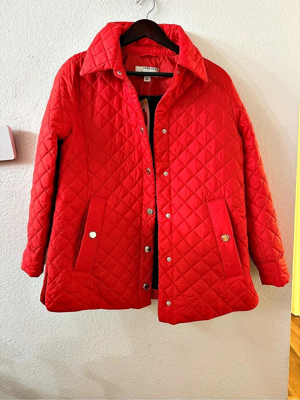 Anne Klein Quilted Jacket in Red Size Small NWT